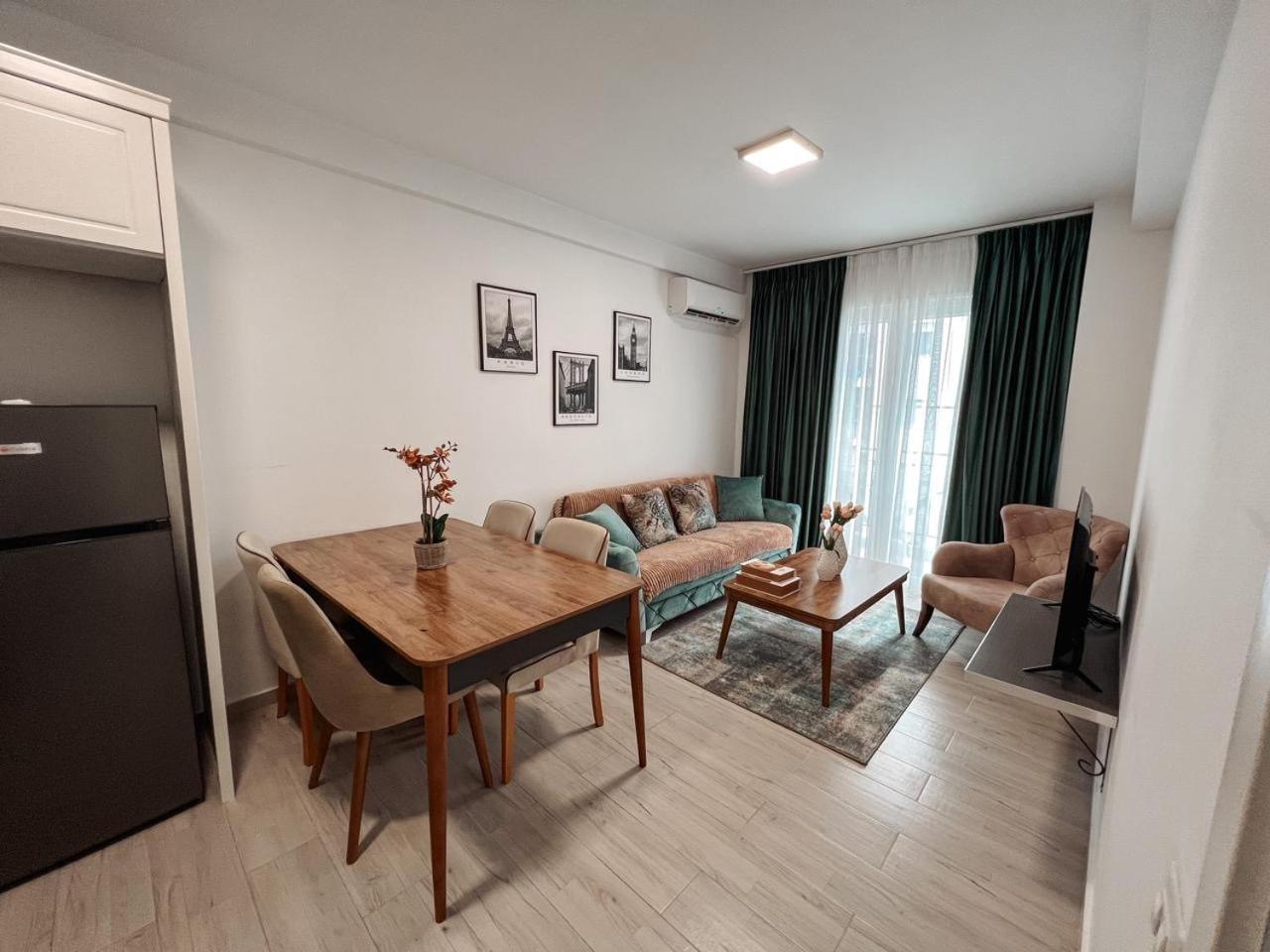 Lovely Apartment Тирана Экстерьер фото